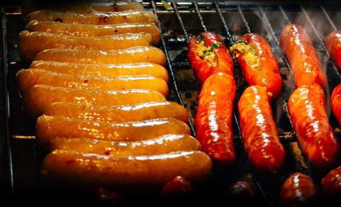 女人三十岁后，为延缓衰老，这四类食物再喜欢也需节制